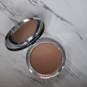 The Estee Edit The Barest Bronzer 01 Light/Medium